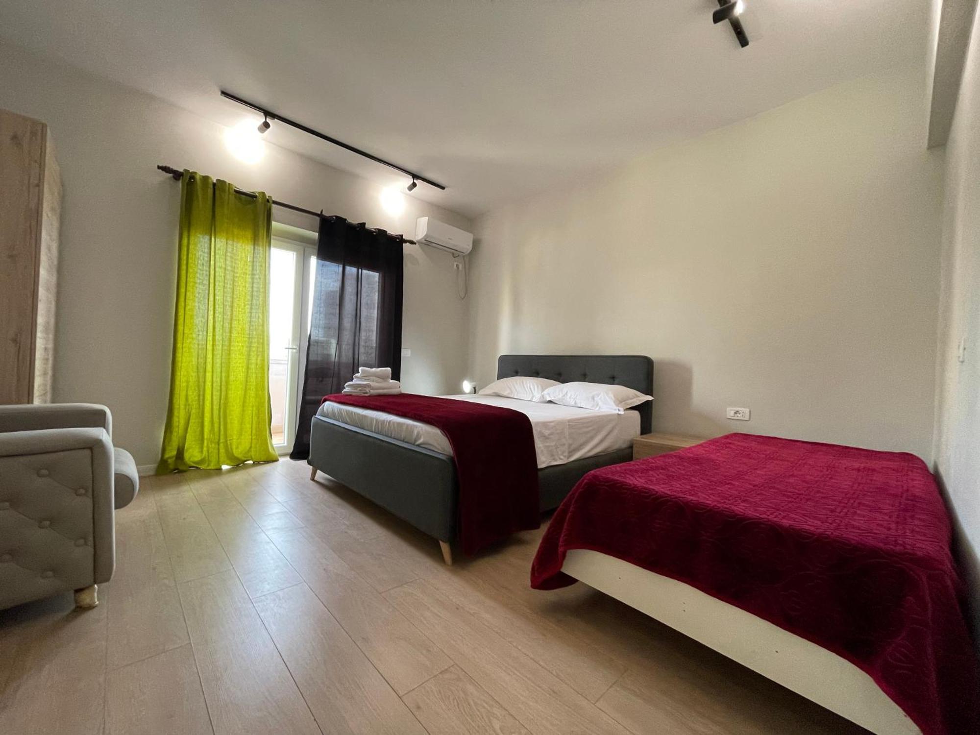 Downtown View Modern Apartment Tirana Exteriör bild